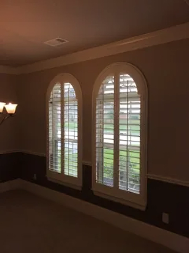 Elegant window design in living room